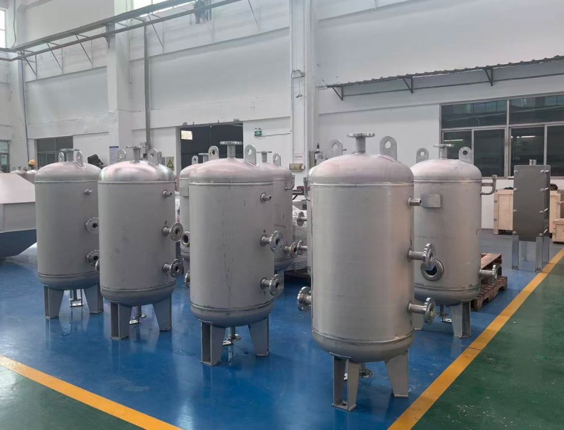 蓄热式换热器厂家供应容积式换热器